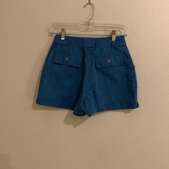 Vintage REI cargo shorts size 8 (read description) - Picture 2 of 4